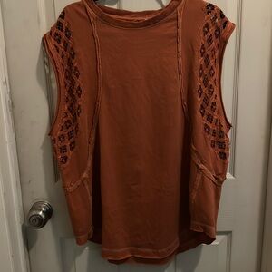 FREE PEOPLE TOP SIZE M